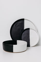 Dawson Stoneware Bowl in Matte Black/White S/6