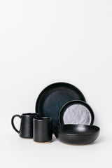 Dusk Dinner Plate in Matte Black S/6