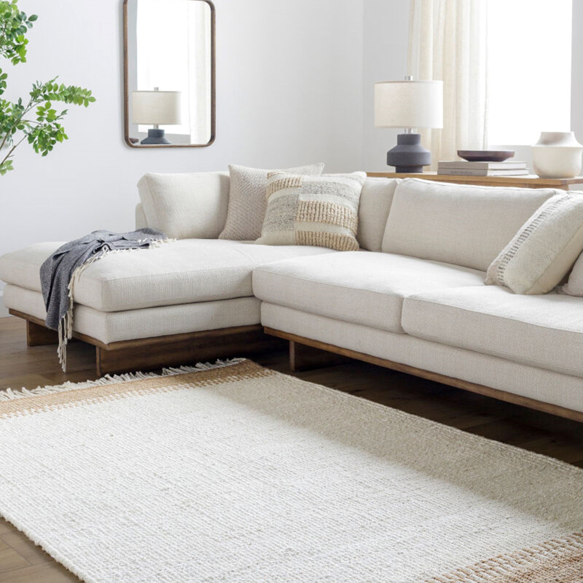 Kamey Ivory Fringe Jute Rug