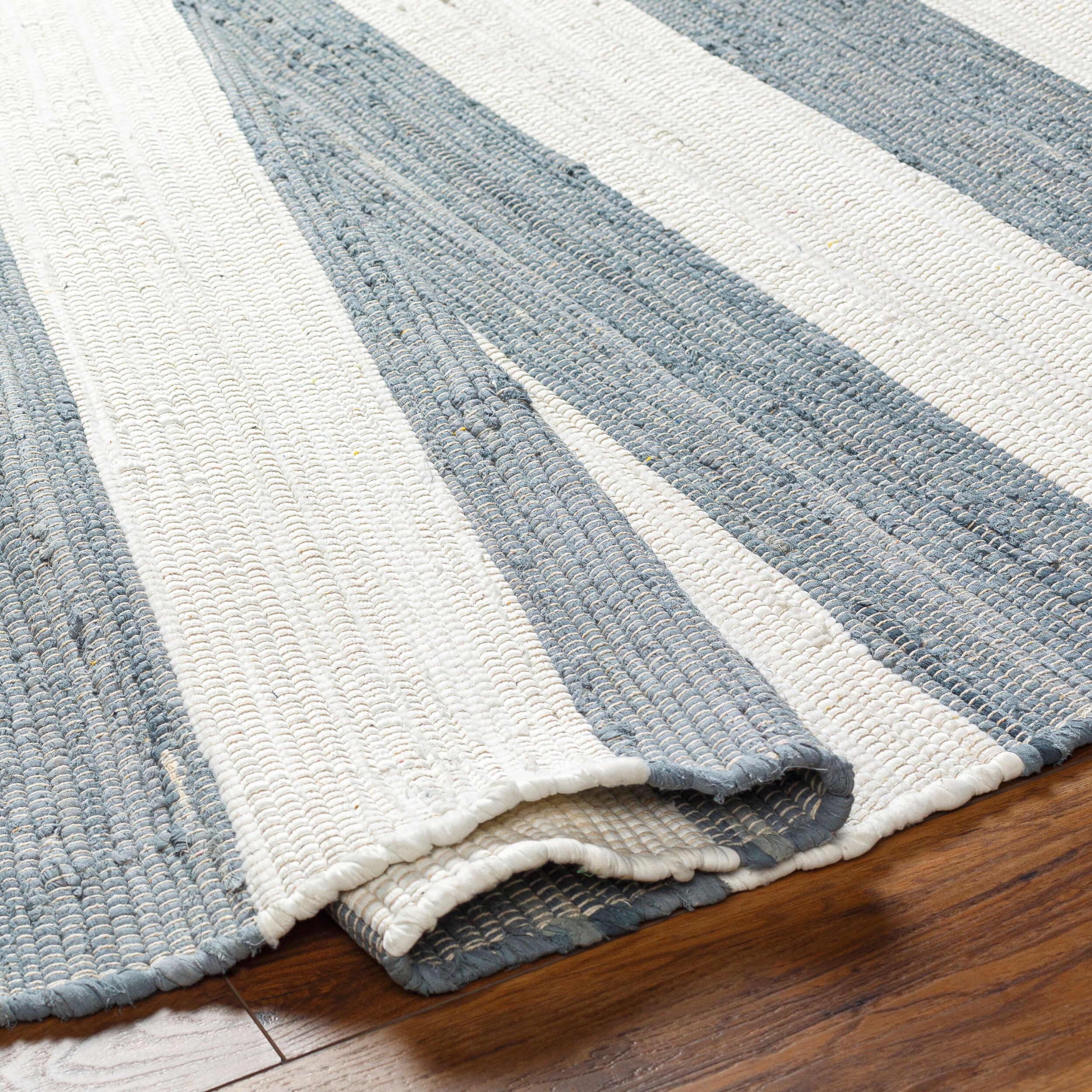 Cotone Hand Woven Striped Fringe Rug