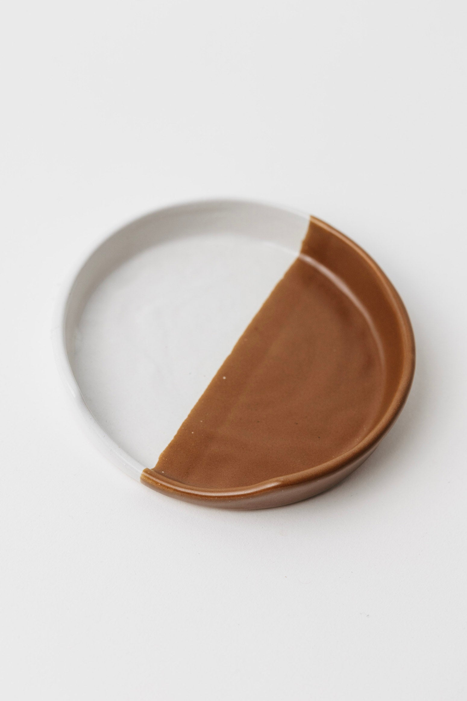 Waylon Spoon Rest in Brown/White
