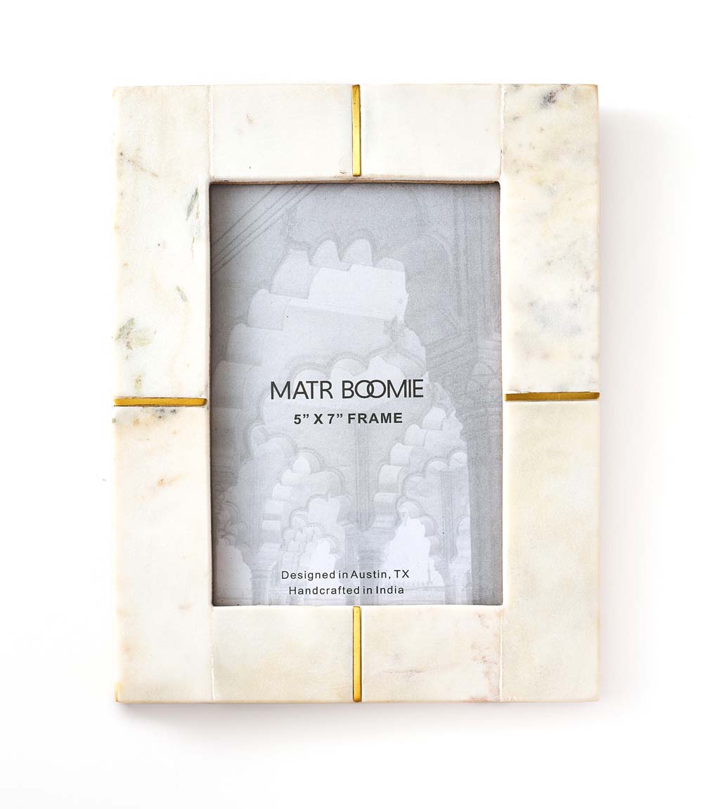 Sammita White 5x7 | Carved Marble Brass Inlay