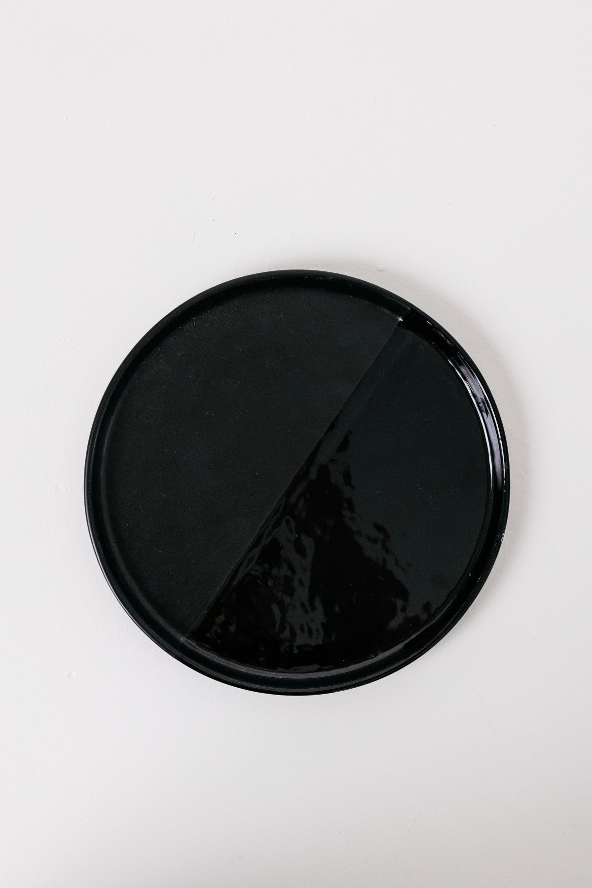Sable Dinner Plate in Matte Black/Glossy Black S/6