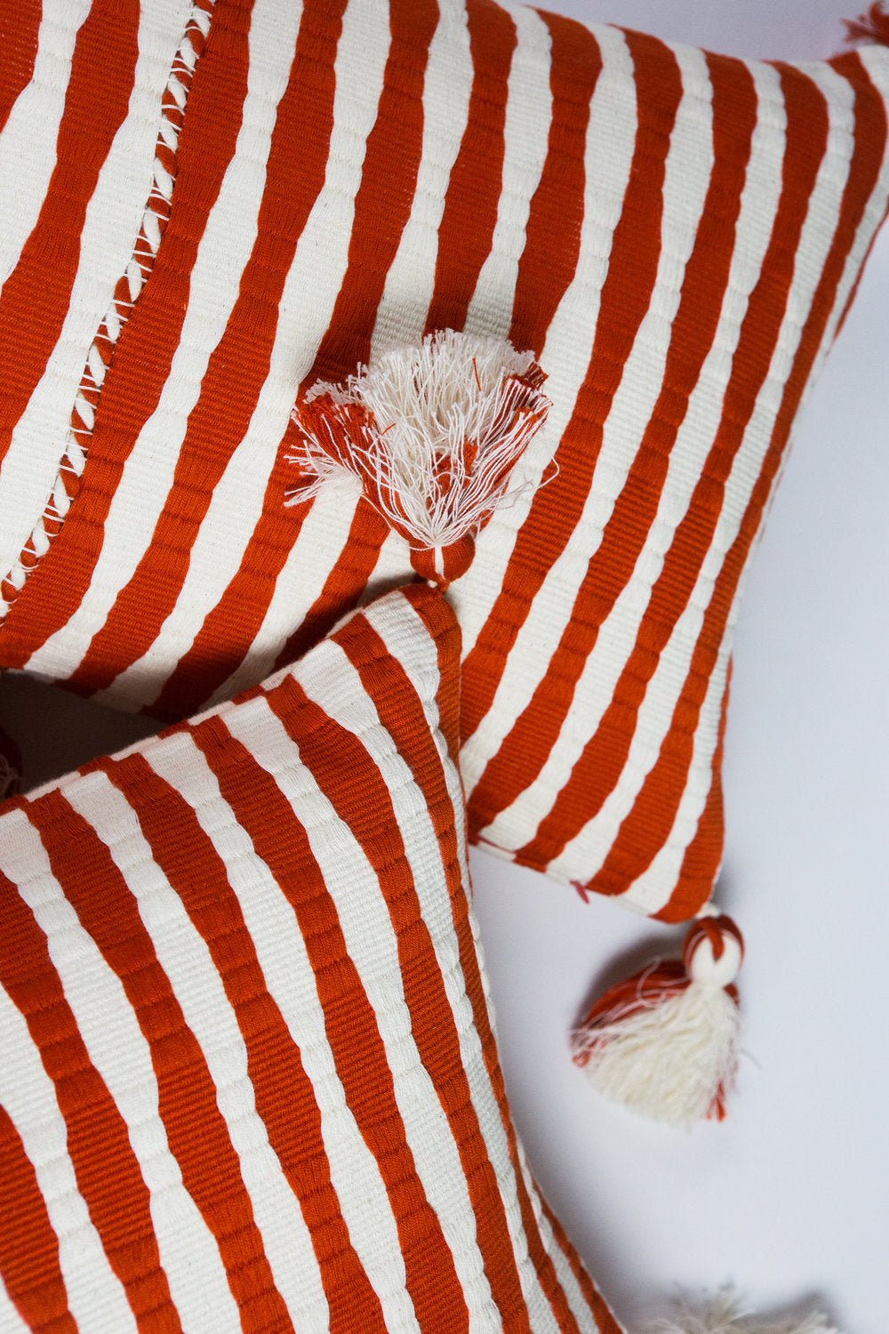 Antigua Pillow - Tomato Red