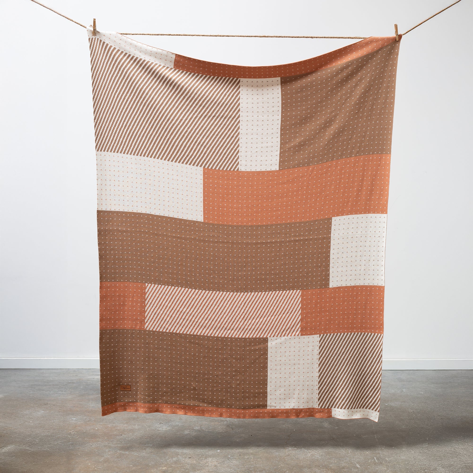 Color Block Throw in Pumpkin / Latte / Cream