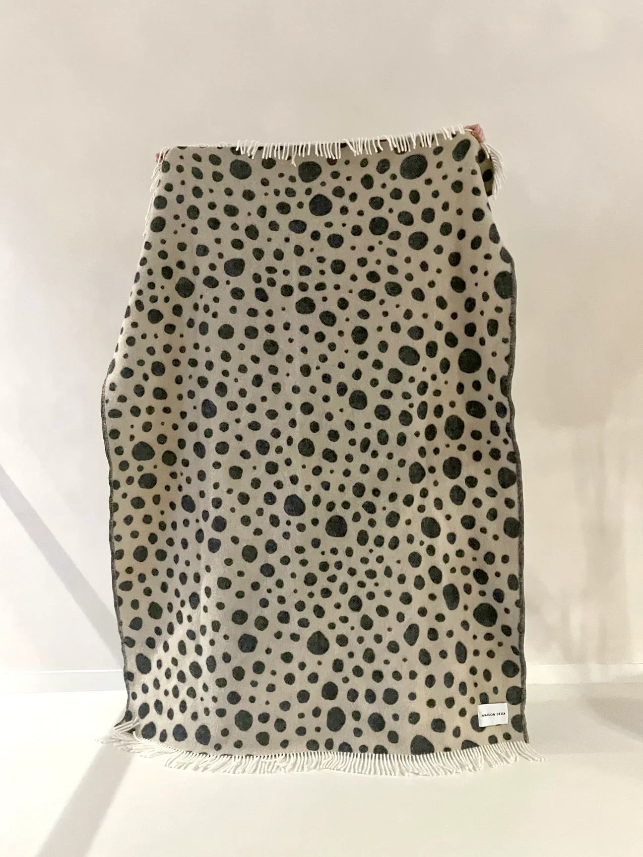 Cheetah Blanket Beige Black Print