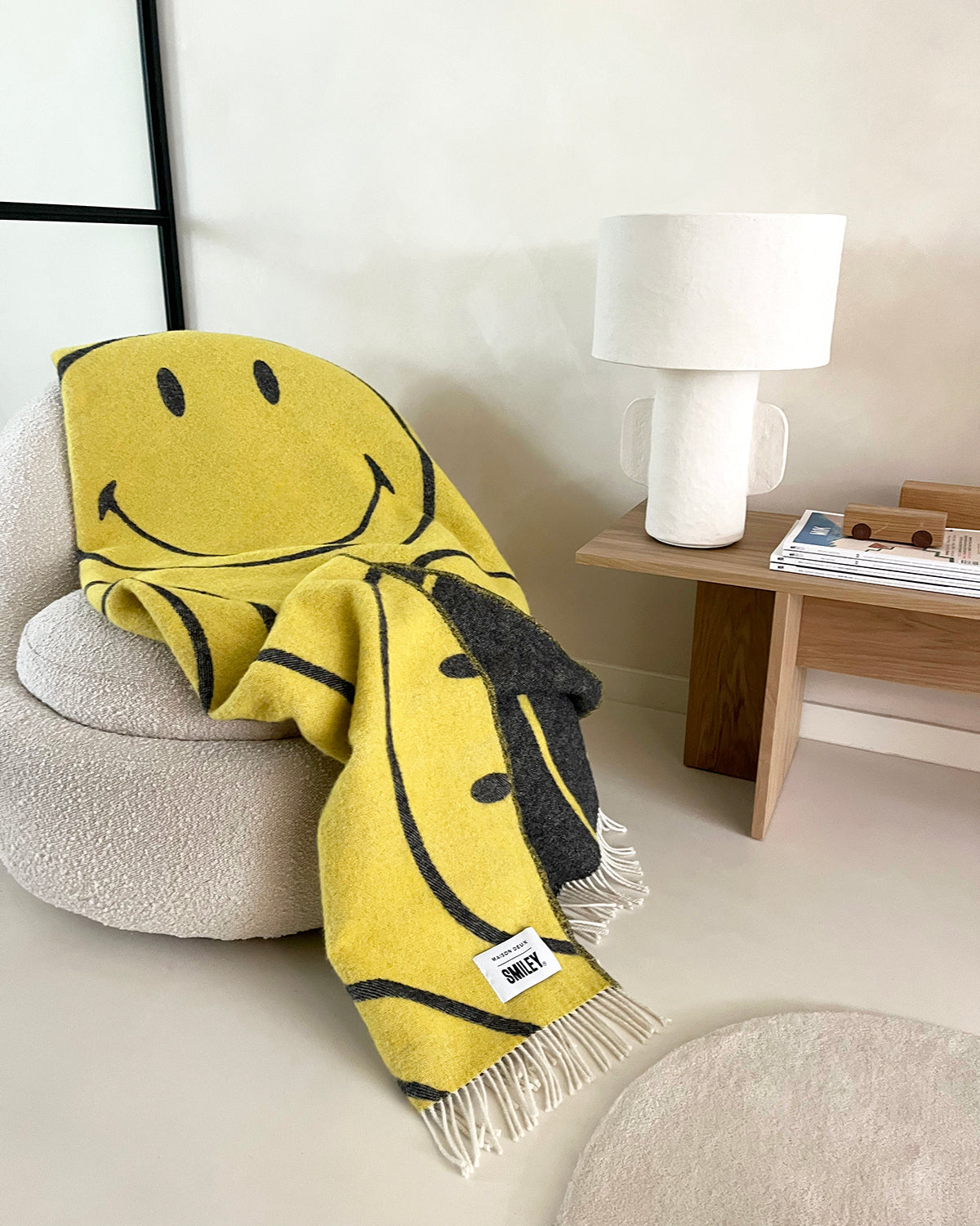 Smiley Blanket Yellow Black Print