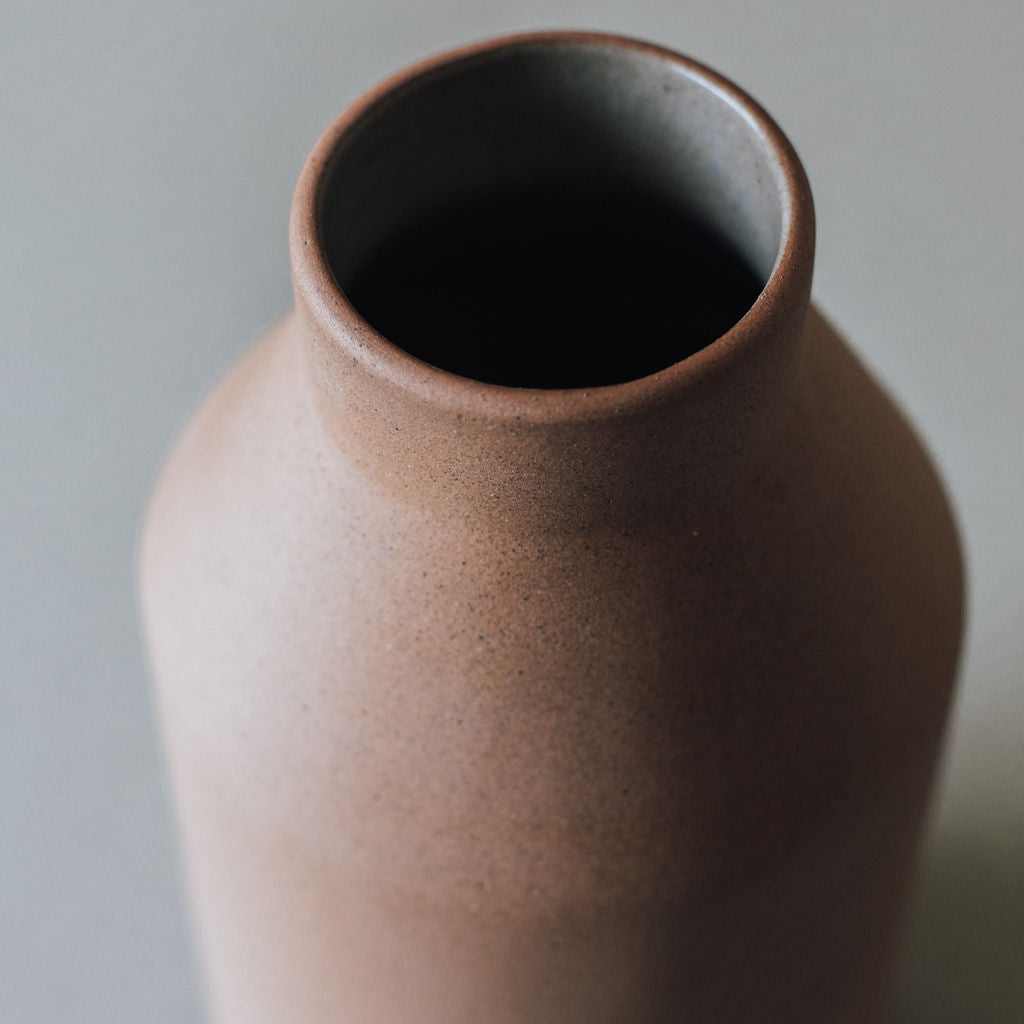 Tibor Vase in Terracotta Chocolate