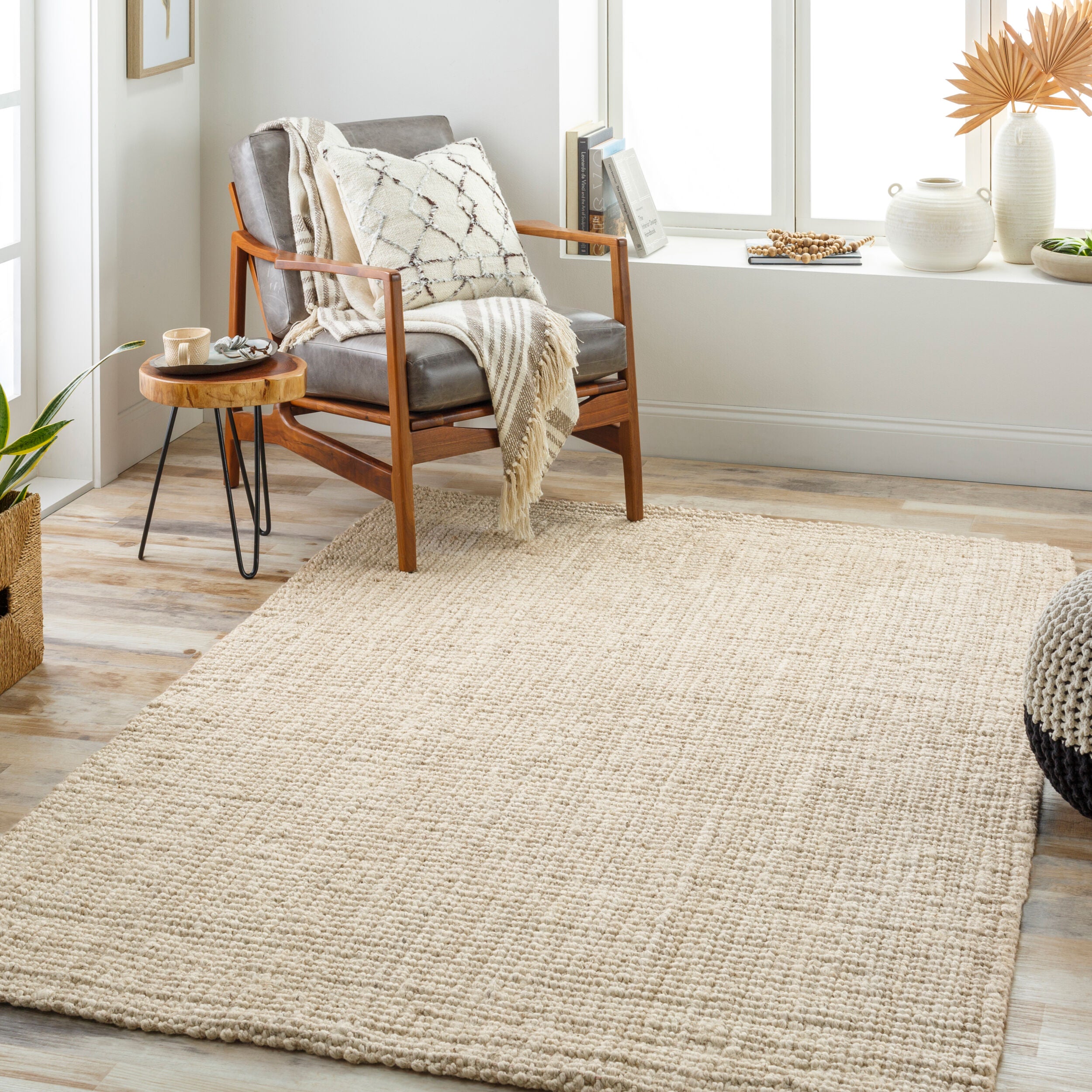 Calla Hand Woven Jute Rug