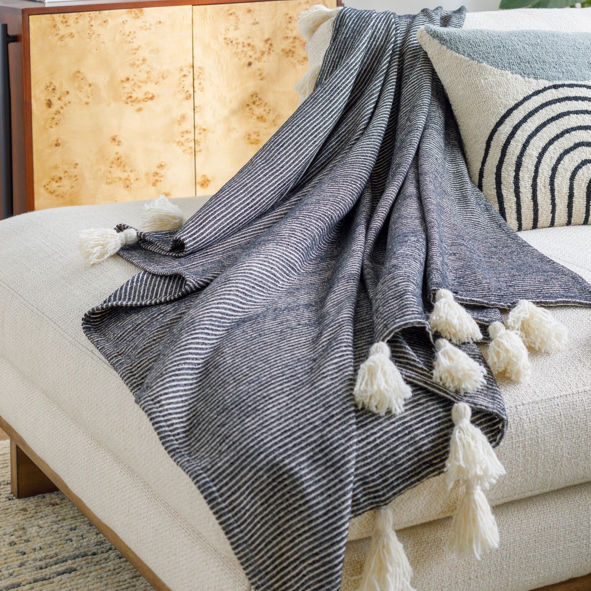 Kapri Throw