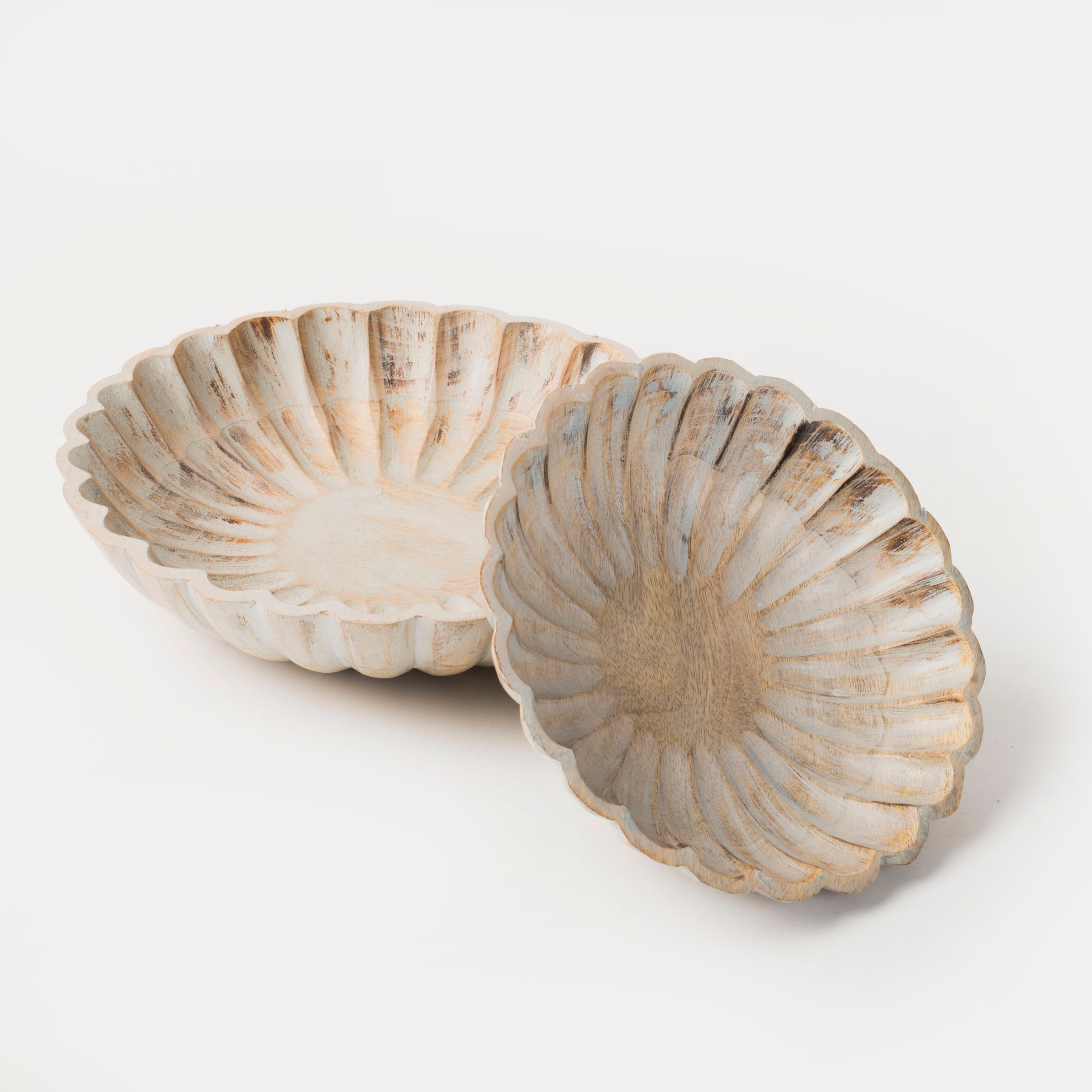 Scallop Serenity Bowl Set in Greywash