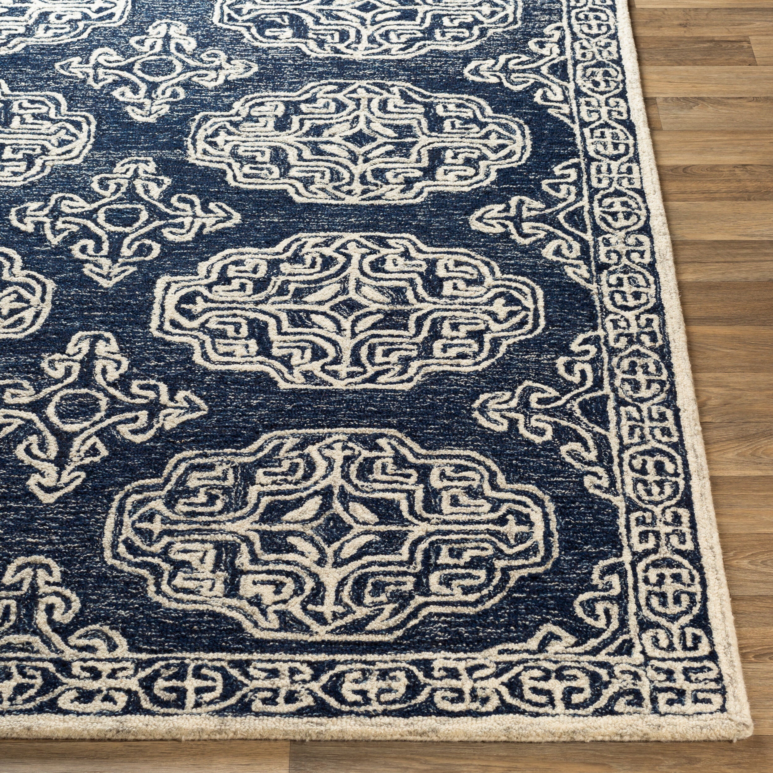 Granada Hand Tufted Patterned Rug