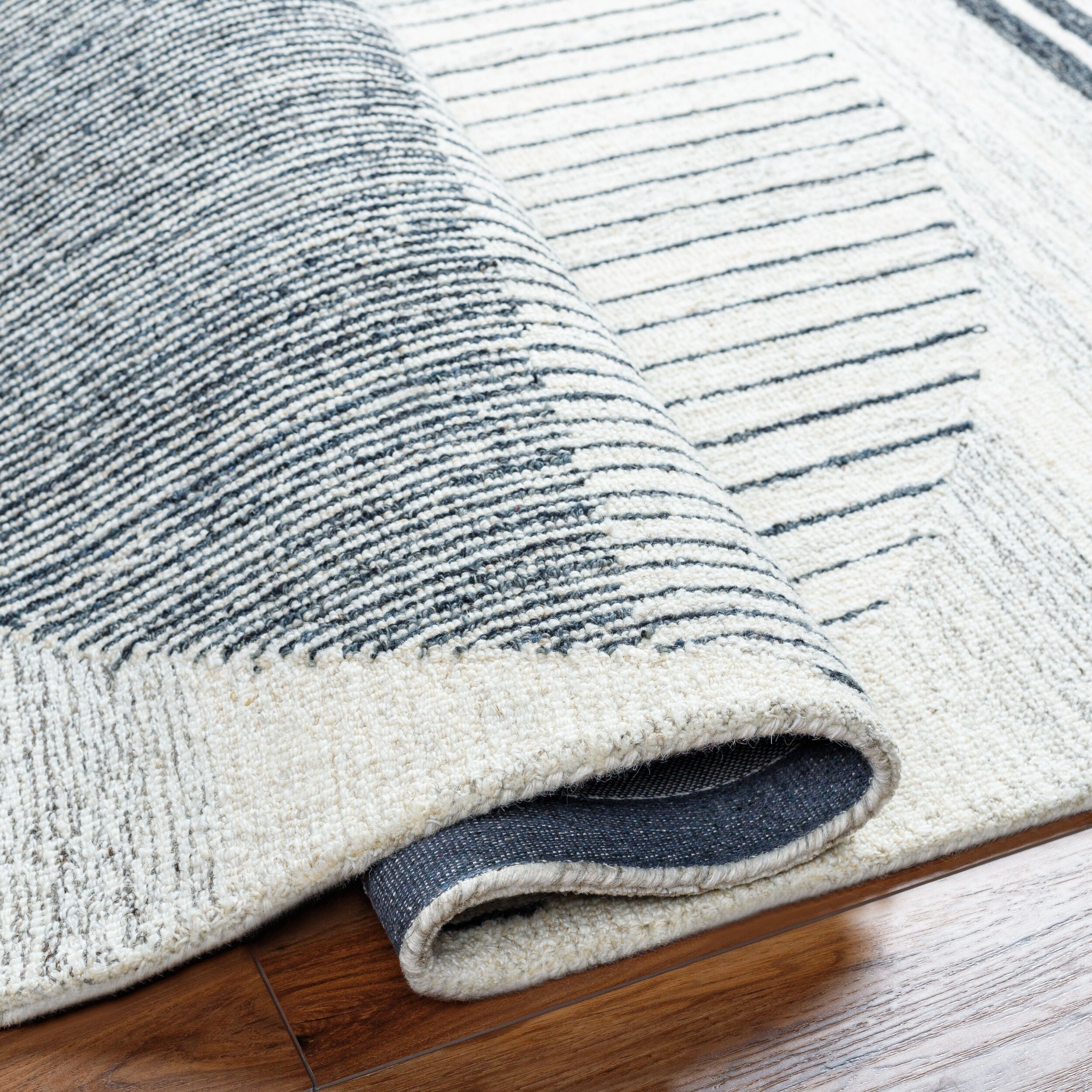 Granada Hand Tufted Circle Rug