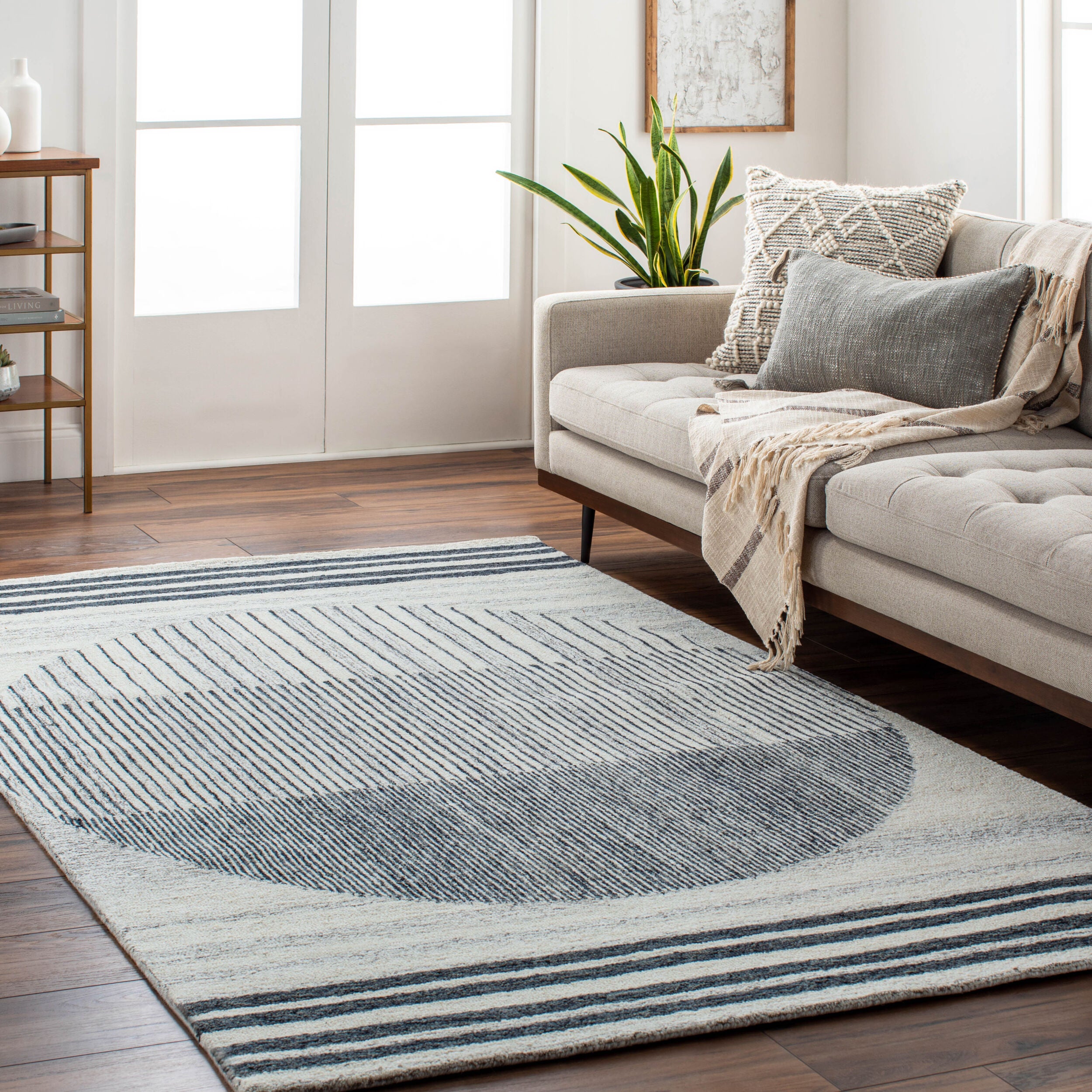 Granada Hand Tufted Circle Rug