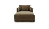 Bryn Chaise in Heritage Cedar Green
