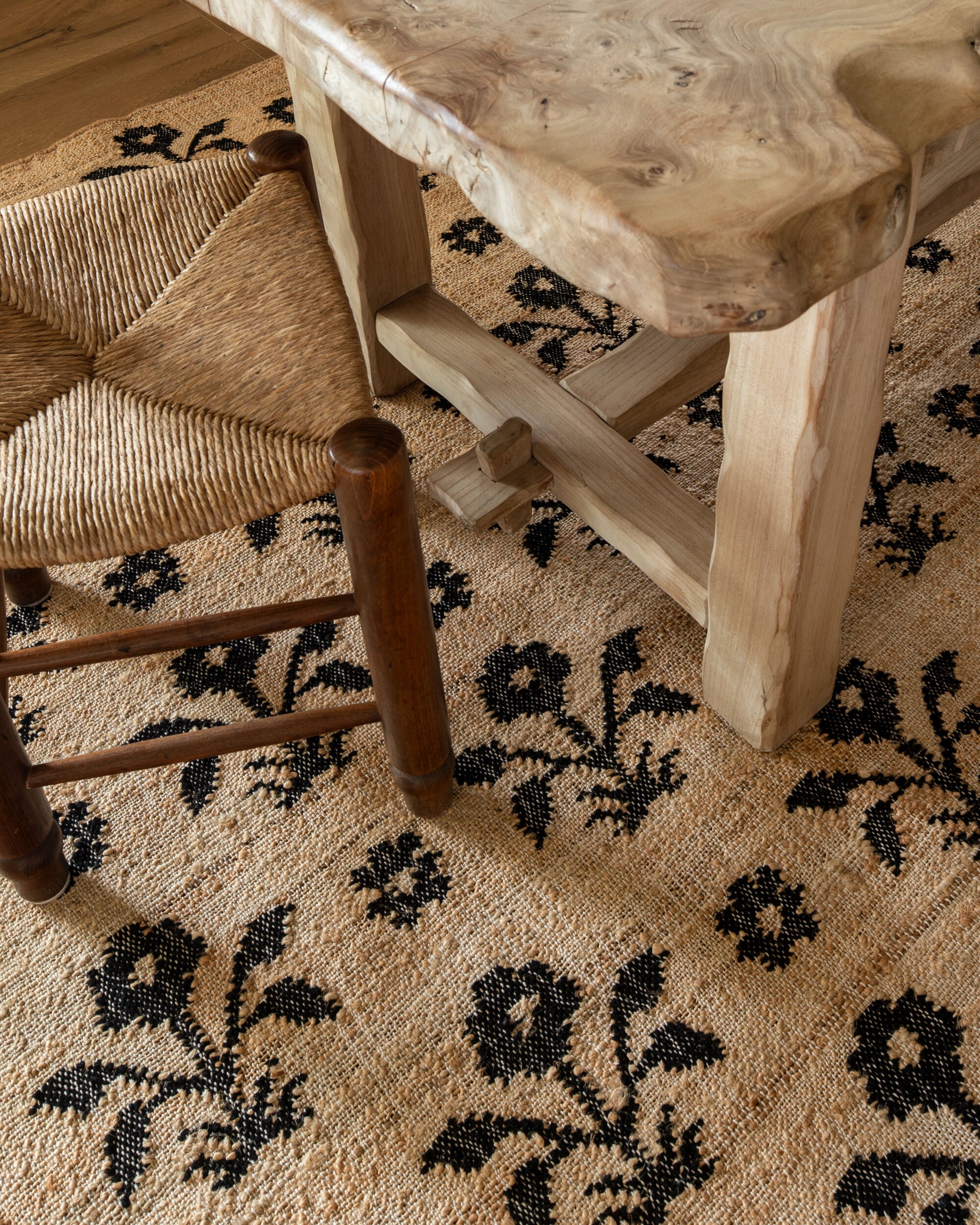 Strawblossom Handmade Rug