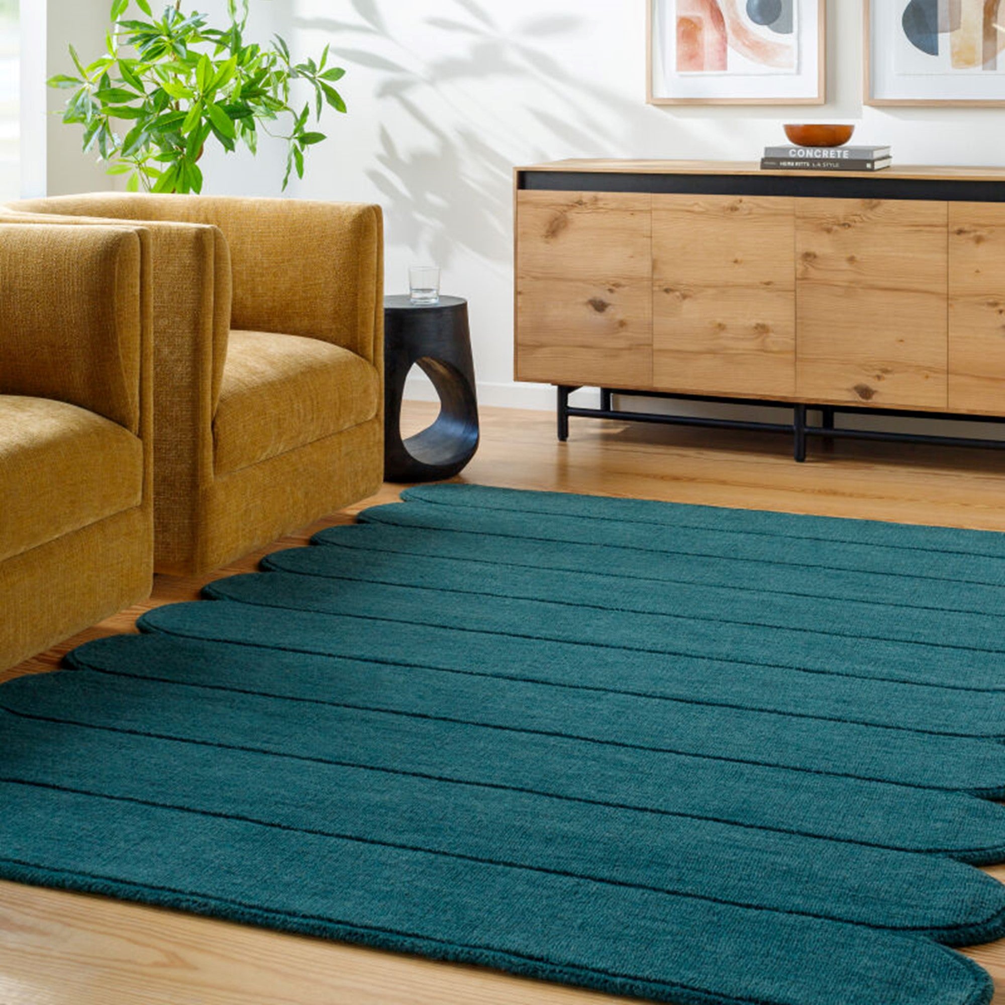 Mystique Scalloped Rug