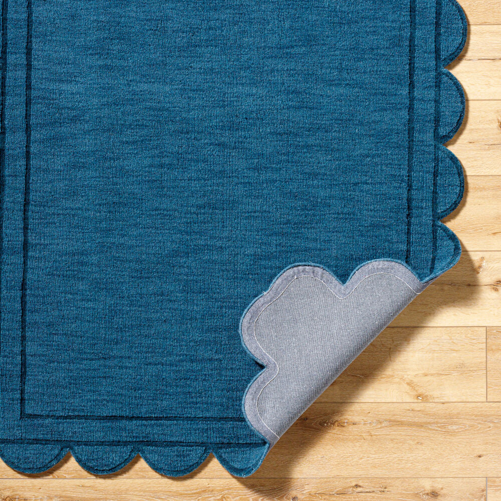 Mystique Scalloped Border Rug