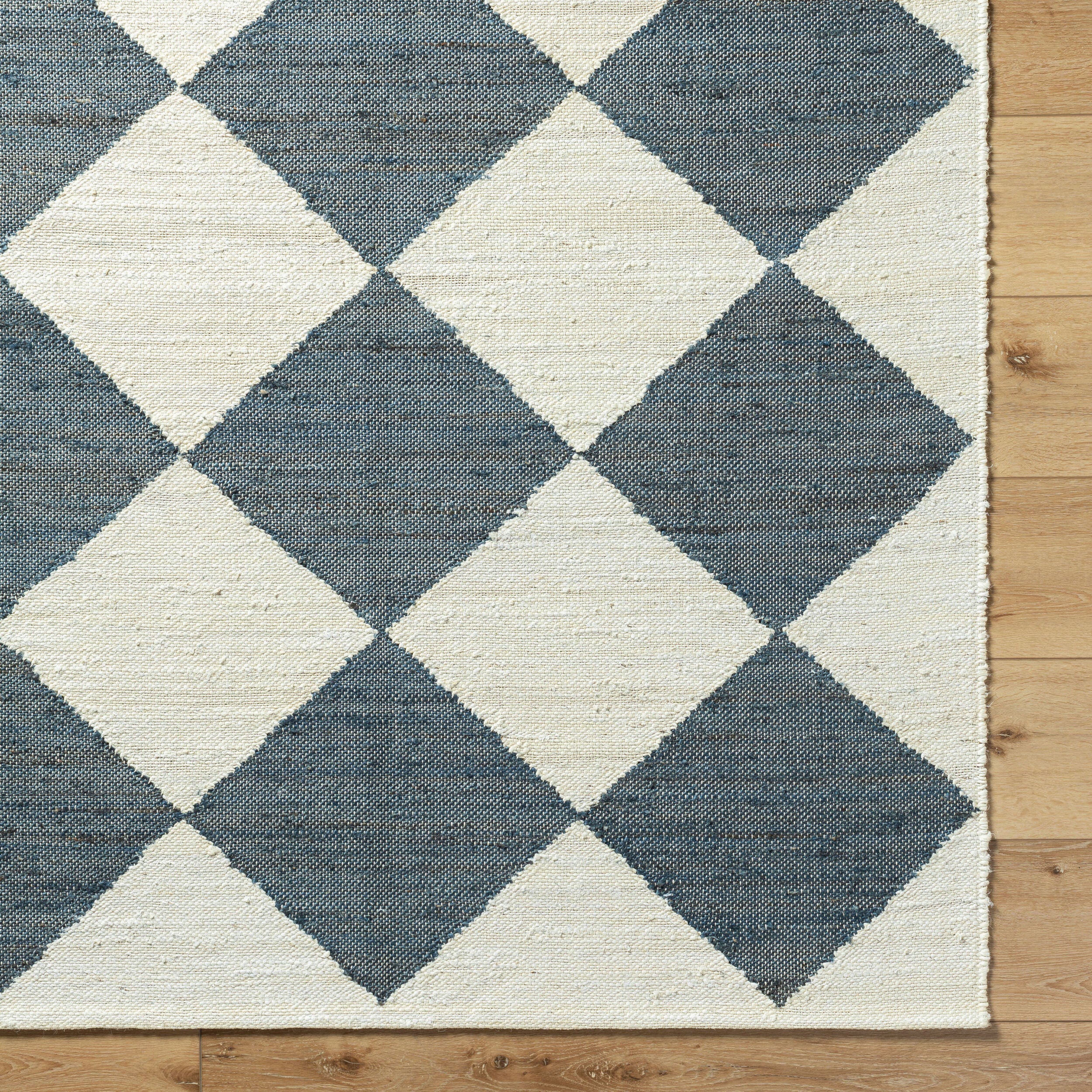 Antho Hand Woven Diamond Rug
