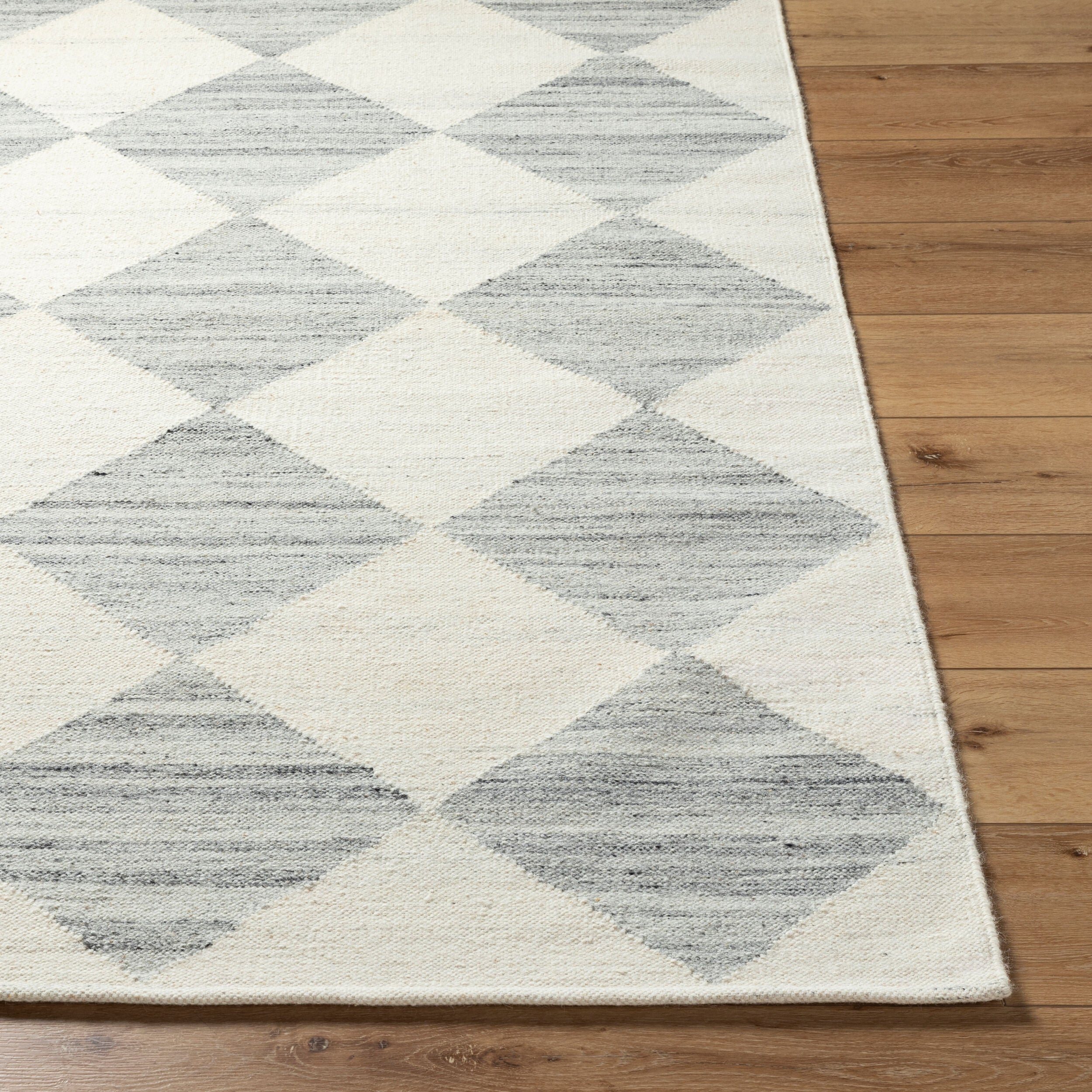 Antho Hand Woven Diamond Rug