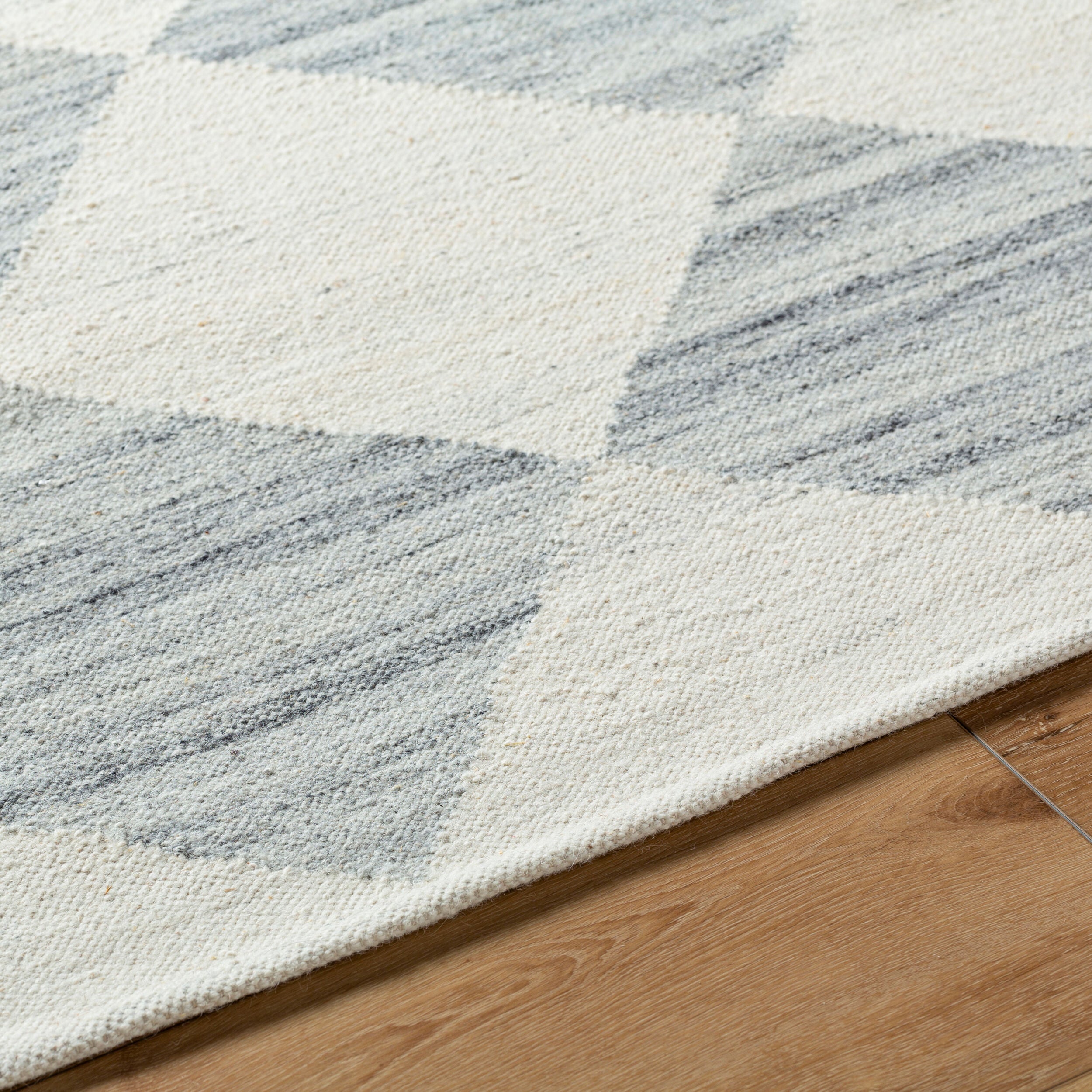Antho Hand Woven Diamond Rug